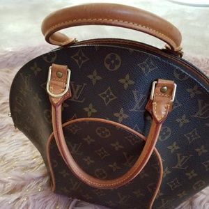 AUTHENTIC LOUISVITTON ELLIPSE PM SIZE